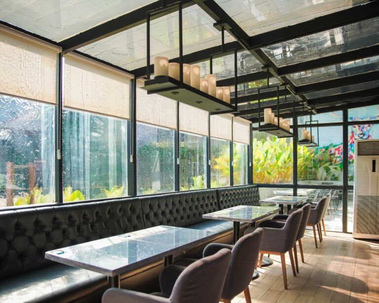 Kontraktor.interior-cafe-raindear coffee and kitchen binamarga 4